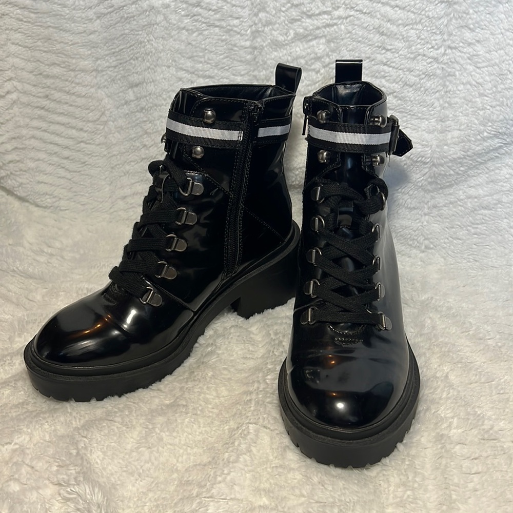 Black woman boots